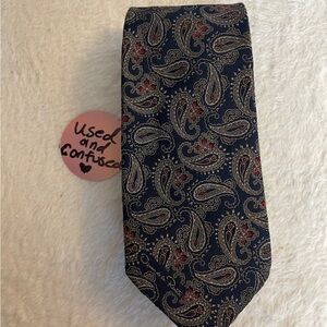 Oscar de la Renta Navy and Red Paisley Tie